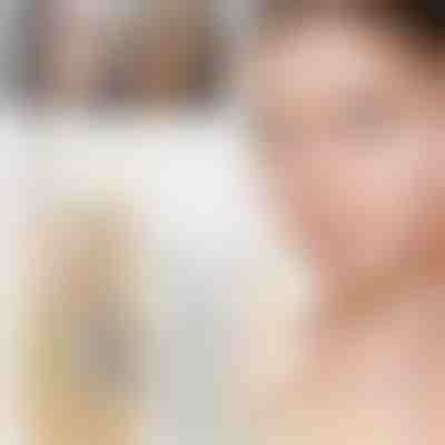 Farbwechselnde Foundation für reife Haut | DERMOTINT